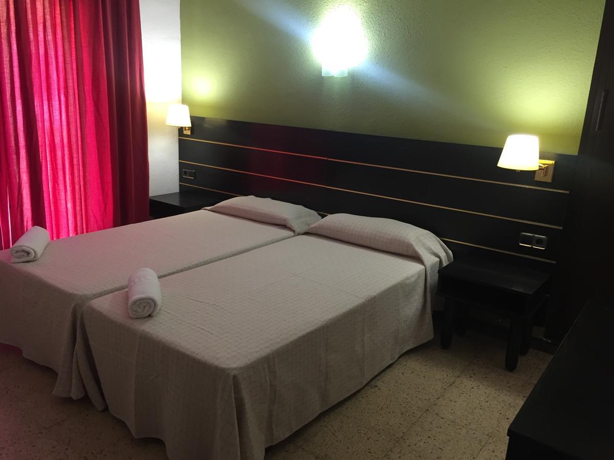 Hotel Proa Astor 滨海略雷特 外观 照片