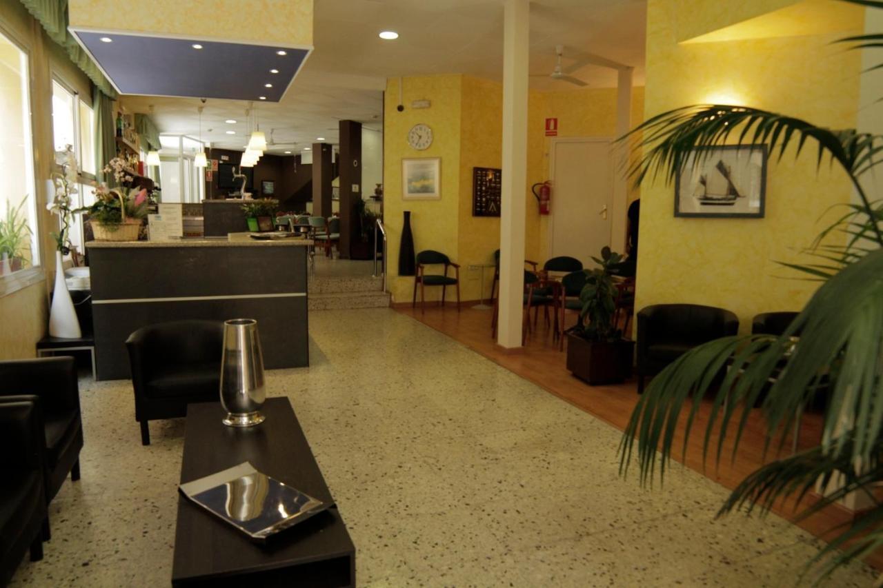 Hotel Proa Astor 滨海略雷特 外观 照片